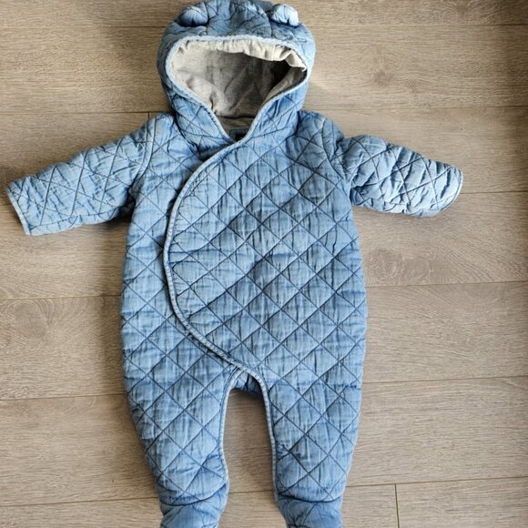 Baby Gap Quilted Blue Chambray Snow Suit Hooded Size 3-6M - Picture 1 of 12